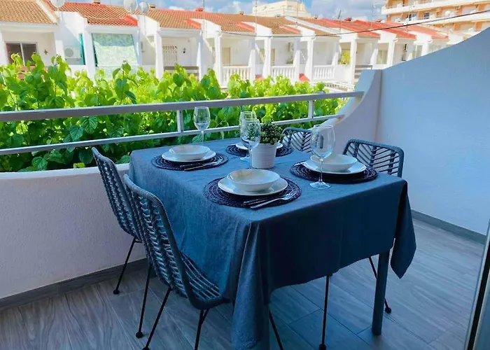 Pegado Al Mar . Apartamento *